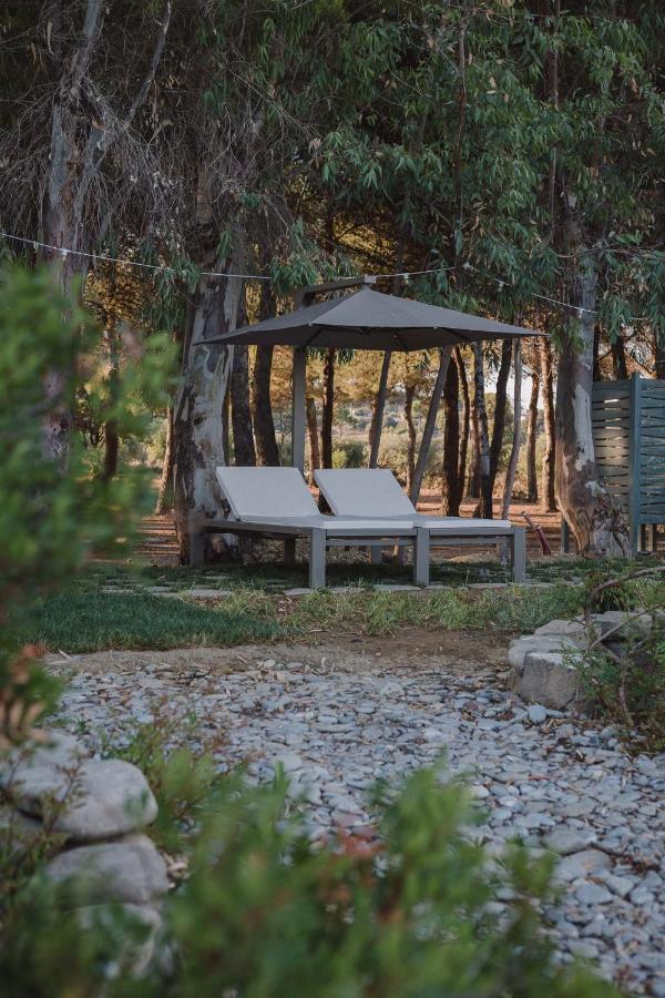 Masseria Agriturismo Torre Di Albidona Требизачче Экстерьер фото